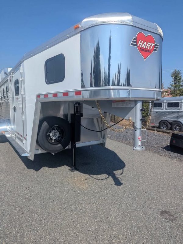 New Hart 4 Horse Solution Trailer - Image 4