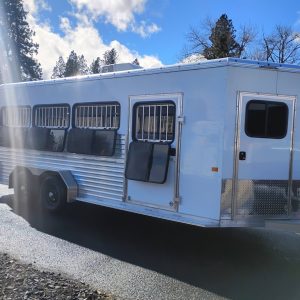 New Frontier 8 Pen Livestock Trailer