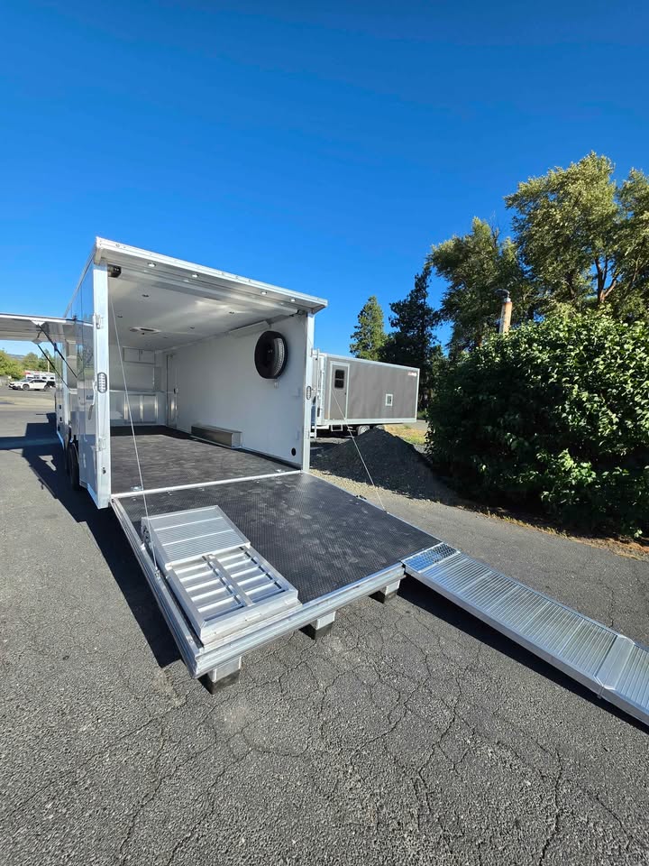 New Stealth 10k Car Hauler - Image 2